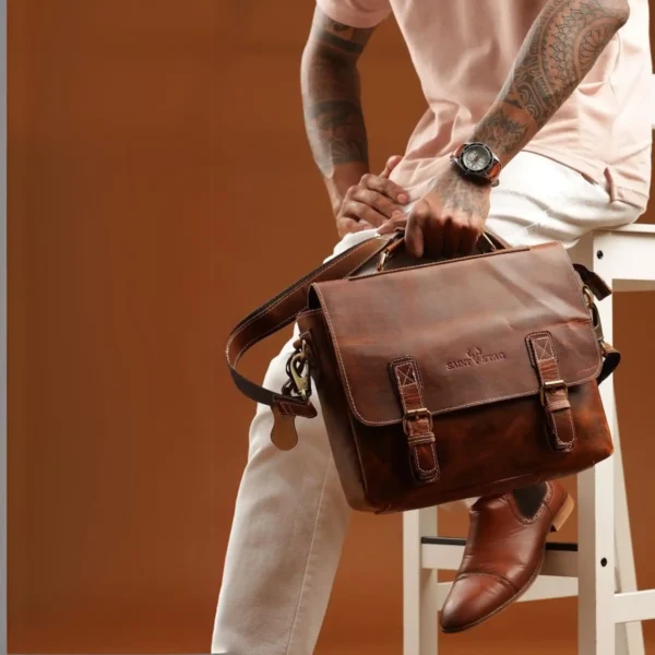 Leather Messenger Bag - SAINT STAG
