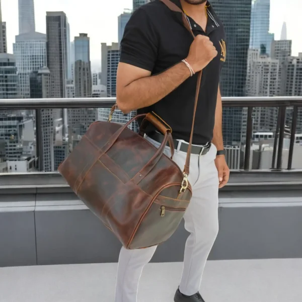 Leather Duffle Bag - SAINT STAG