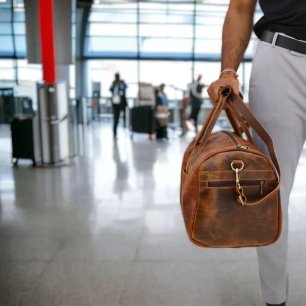 Leather Duffle Bag - SAINT STAG