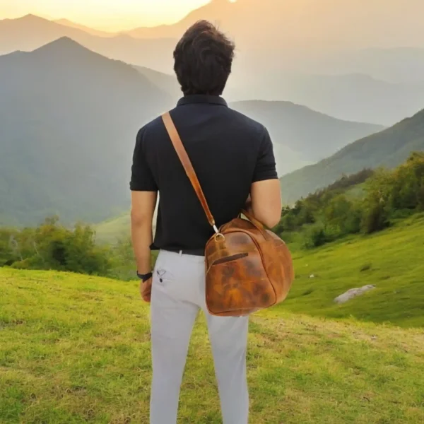 Leather Duffle Bag - SAINT STAG