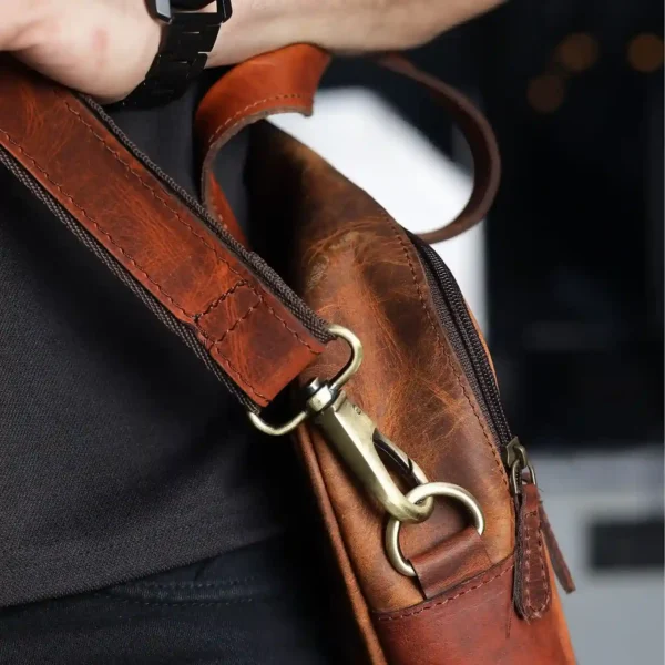 Leather Messenger Bag - SAINT STAG