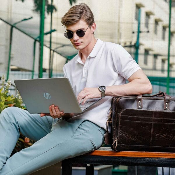 Leather Messenger Bag - SAINT STAG