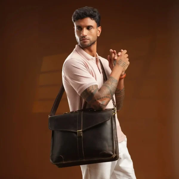 Leather Messenger Bag - SAINT STAG