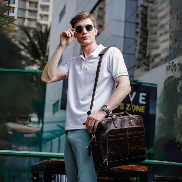 Leather Messenger Bag - SAINT STAG