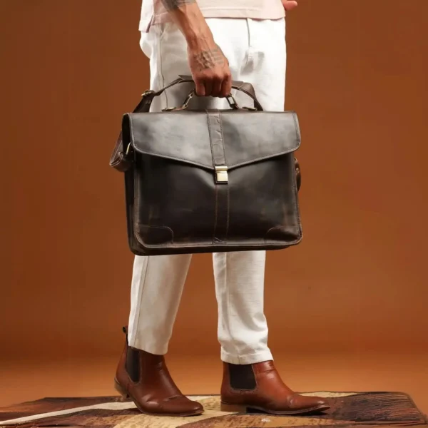 Leather Messenger Bag - SAINT STAG