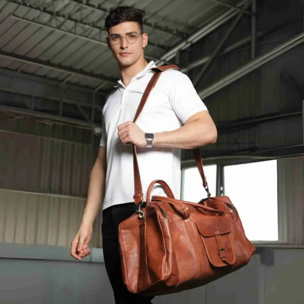 Leather Duffle Bag - SAINT STAG
