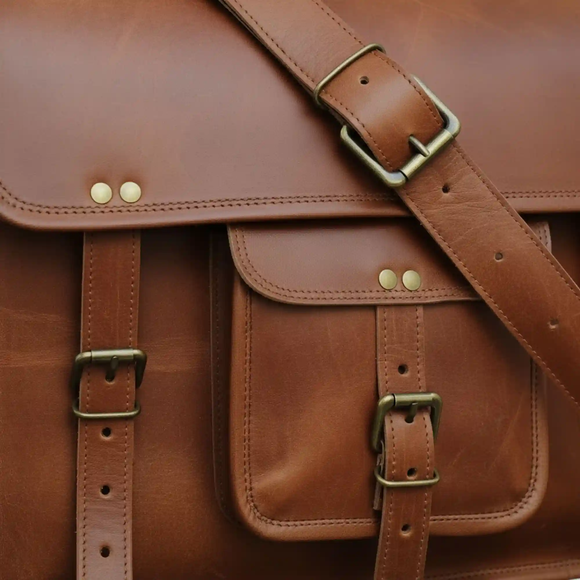Leather Messenger Bag - SAINT STAG