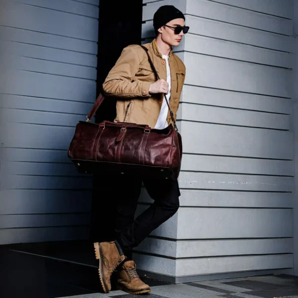 Leather Duffle Bag - SAINT STAG